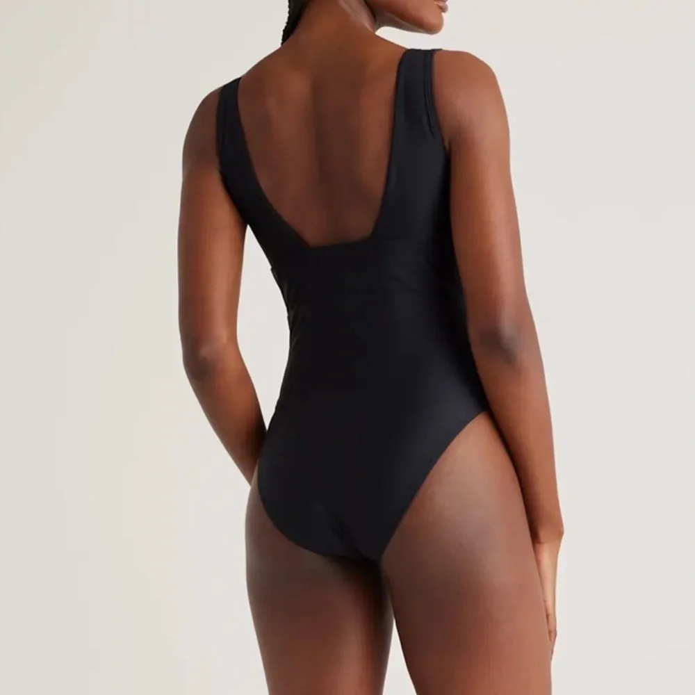 NWT Quince Italian Plunge One-Piece Swimsuit L